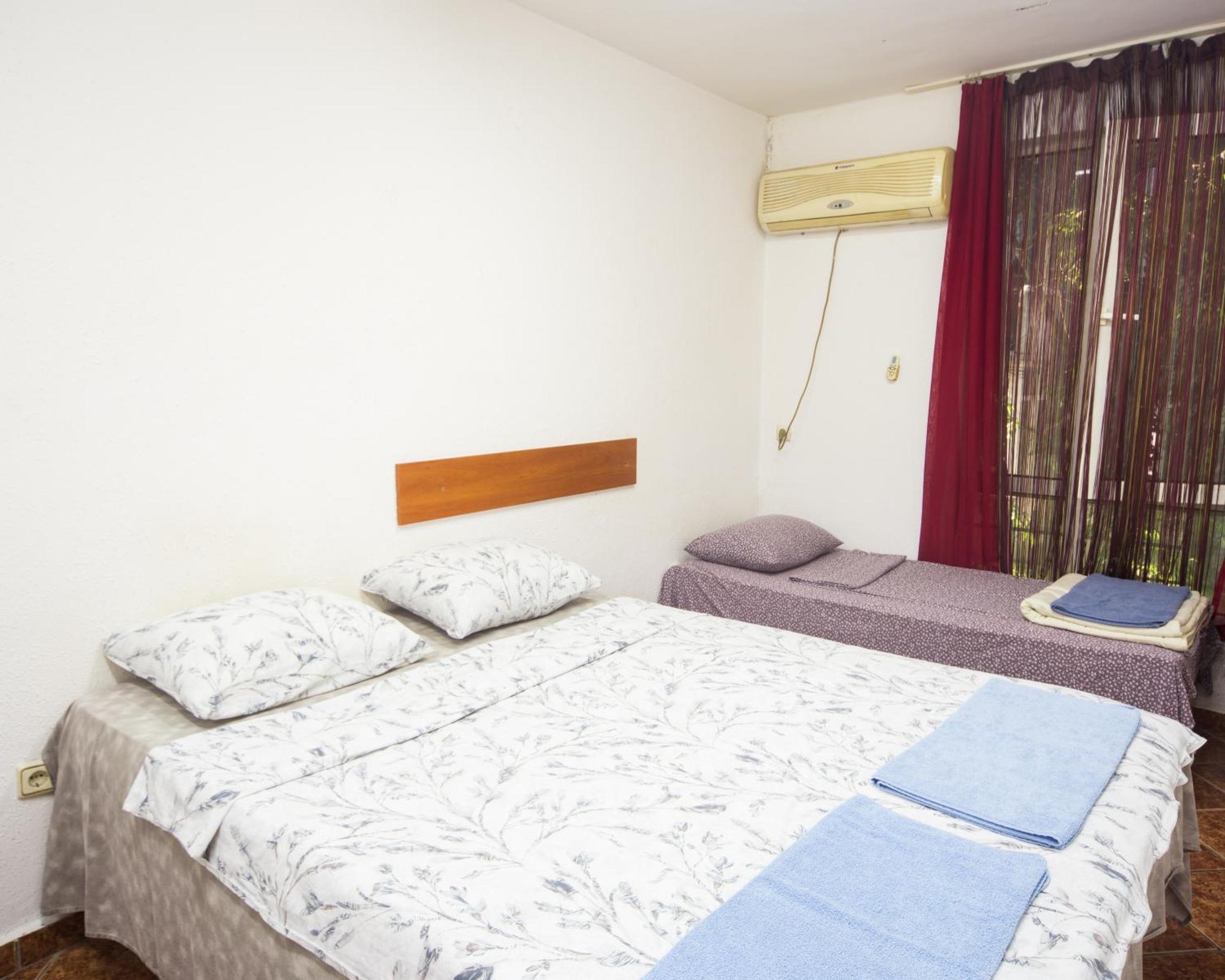 Center - Basic Flat - 10 Min To The Beach Daire Burgaz Dış mekan fotoğraf