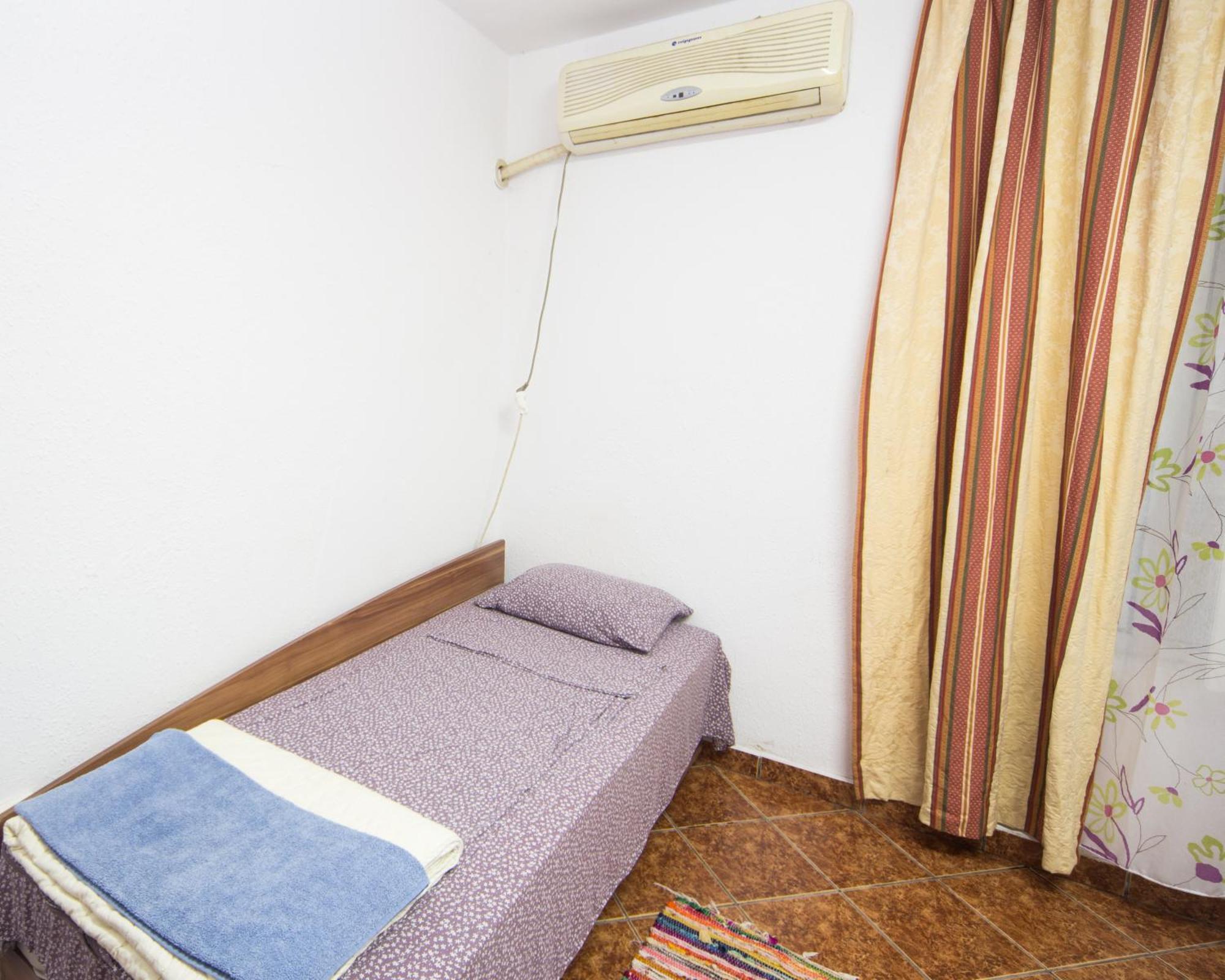 Center - Basic Flat - 10 Min To The Beach Daire Burgaz Dış mekan fotoğraf