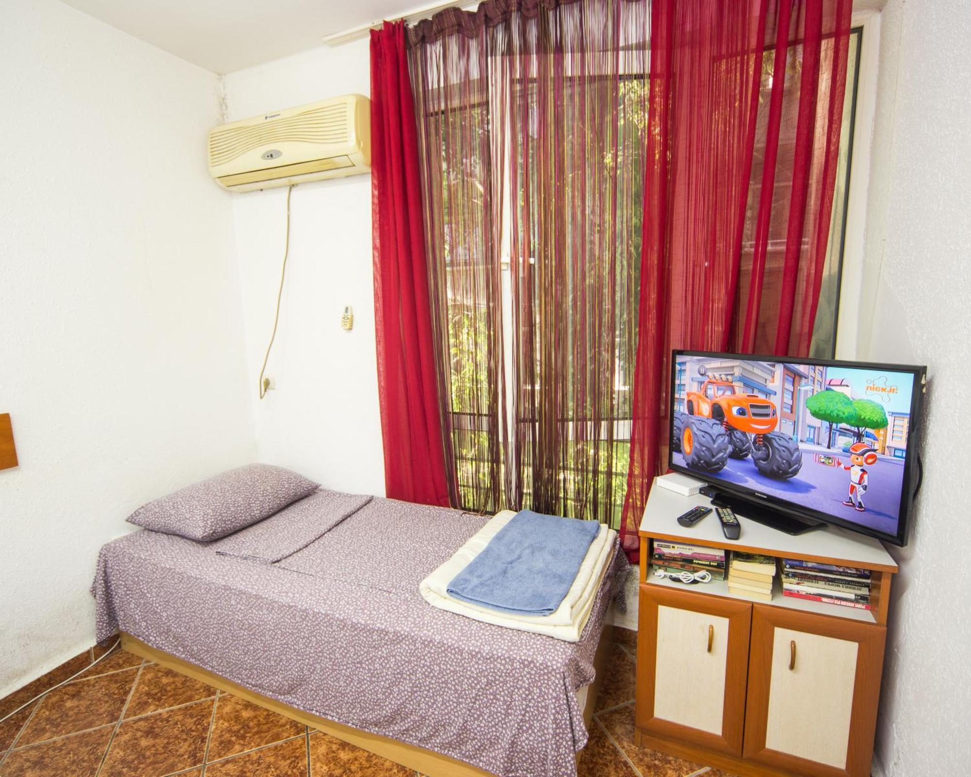Center - Basic Flat - 10 Min To The Beach Daire Burgaz Dış mekan fotoğraf